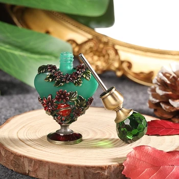 1tk Tühi 5ml Parfüümi Pudeli Vintage Emerald mattklaas Nikerdatud Lill Gem Kork Roheline Korduvtäidetavaid eeterlik Õli Ilu Kingitus